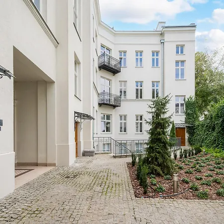 Apartamento Stara Praga Deluxe By Bookinghost Varsovia